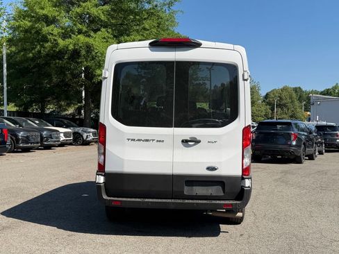 Used 2023 Ford Transit 350 XLT RWD image 5