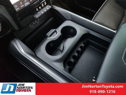 Used 2023 RAM 1500 Laramie AWD/4WD image 23