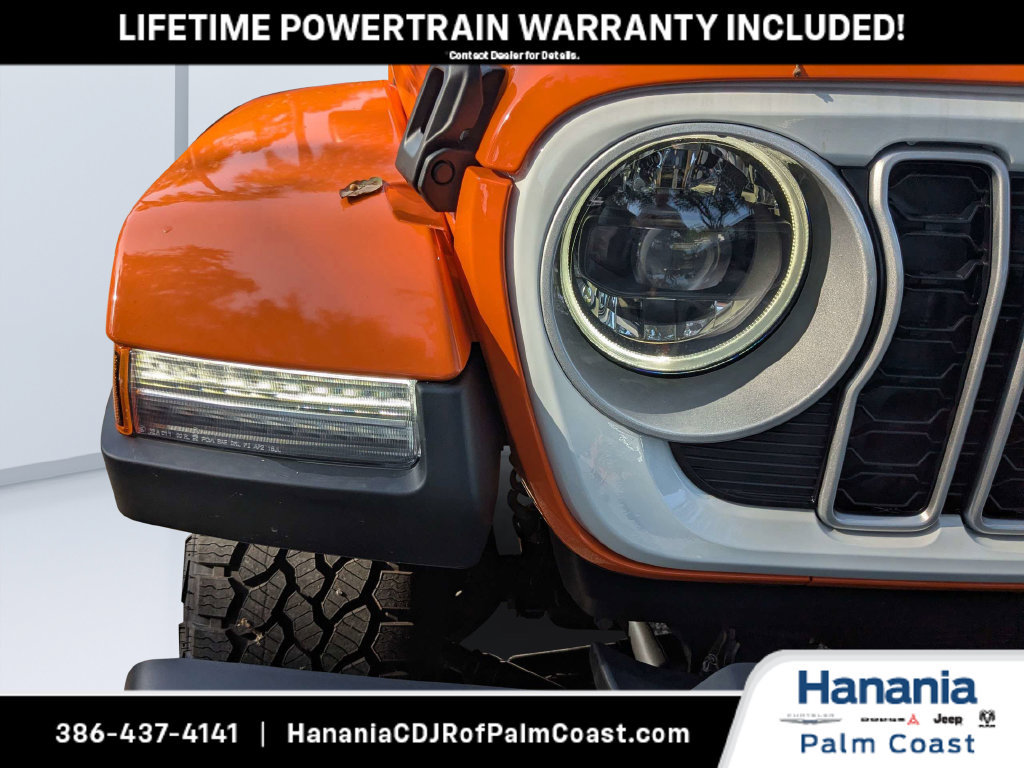 New 2026 Jeep Wrangler Unlimited Sahara w/ Whitecap Package AWD/4WD image 9