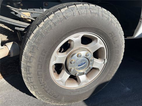 Used 2016 Ford F250 XL w/ Power Equipment Group image 13