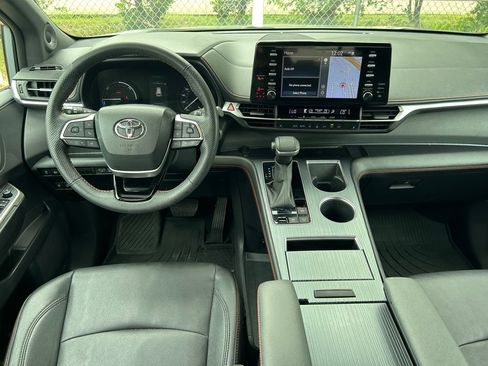 Certified 2023 Toyota Sienna XSE w/ XSE Plus Package AWD/4WD image 18