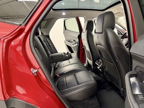 Used 2019 Jaguar E-PACE R-Dynamic S image 30