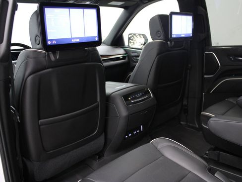 Used 2021 Cadillac Escalade Premium Luxury w/ Driver Assist Tech Package image 55