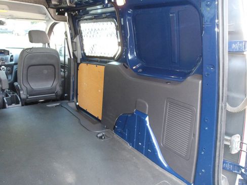 Used 2018 Ford Transit Connect XL image 28