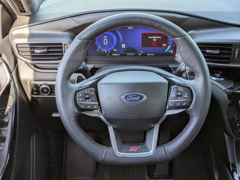 Used 2024 Ford Explorer ST w/ Equipment Group 401A image 21