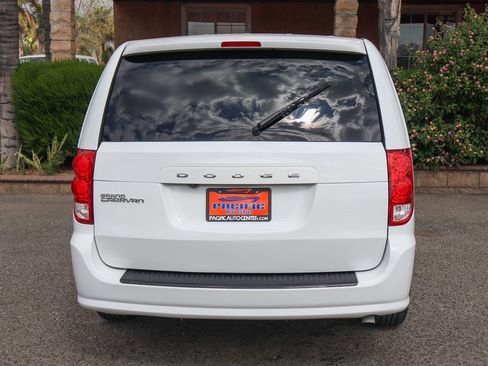 Used 2019 Dodge Grand Caravan SE image 7