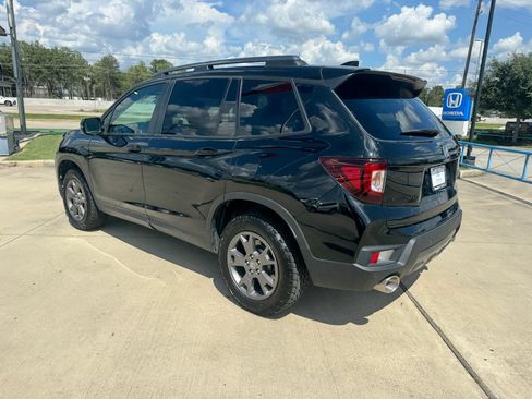 Certified 2024 Honda Passport TrailSport image 6