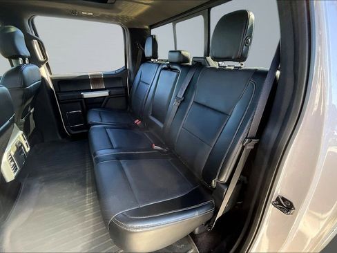 Used 2016 Ford F150 Lariat w/ Equipment Group 502A Luxury AWD/4WD image 18