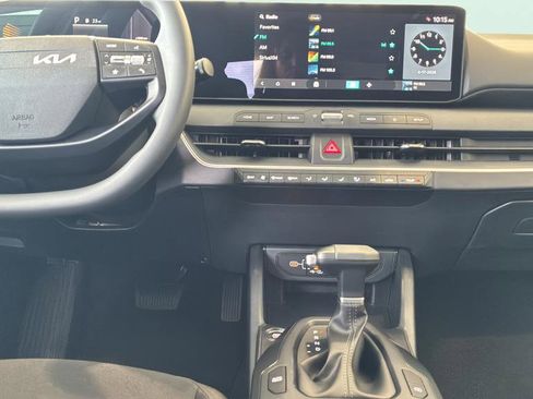 New 2026 Kia K4 FWD image 31