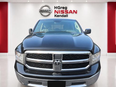 Used 2020 RAM 1500 Classic SLT w/ Luxury Group RWD image 5