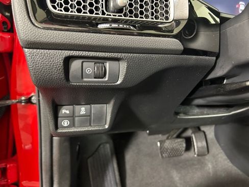 Used 2024 Honda Civic Touring image 18