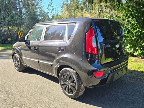 Used 2012 Kia Soul FWD image 3