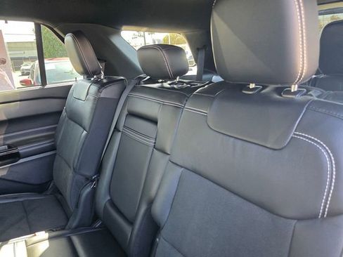 Used 2022 Ford Explorer ST w/ ST Street Pack image 14