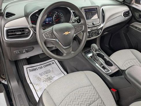 Used 2024 Chevrolet Equinox LS w/ LS Convenience Package image 10