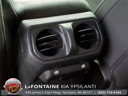 Used 2021 Jeep Wrangler Unlimited Sport image 28