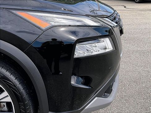 Certified 2023 Nissan Rogue SV AWD/4WD image 31