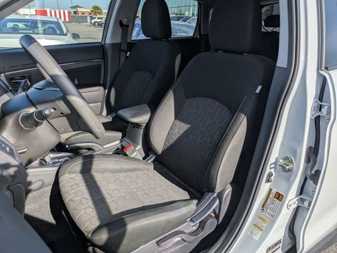 Used 2024 Mitsubishi Outlander Sport ES image 13