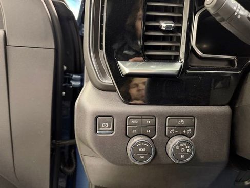 Used 2026 Chevrolet Silverado 3500 LT w/ Convenience Package image 15