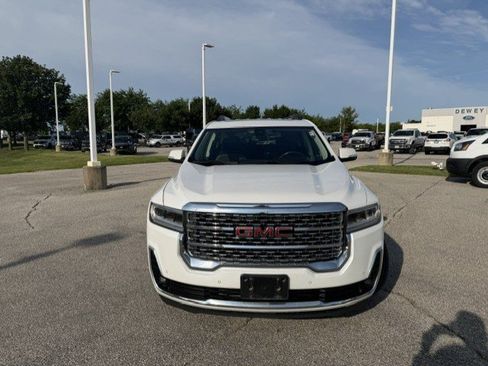 Used 2022 GMC Acadia Denali w/ Trailering Package AWD/4WD image 2