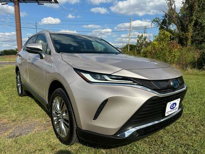 Used 2021 Toyota Venza XLE w/ Softex Package