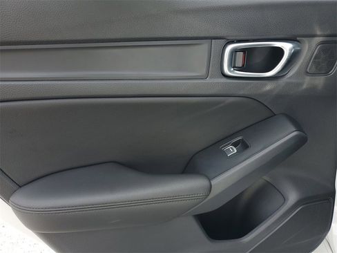 Certified 2025 Acura Integra image 12