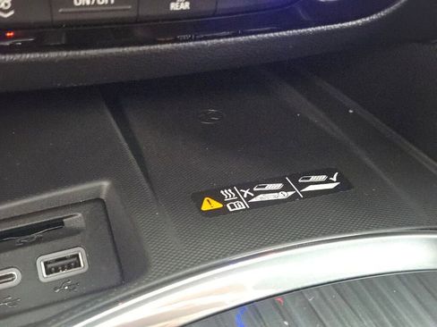 Used 2023 Buick Enclave Essence w/ Experience Buick Package image 34