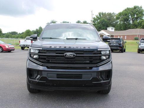 Used 2026 Ford Expedition Max Platinum w/ Stealth Appearance Package AWD/4WD image 2