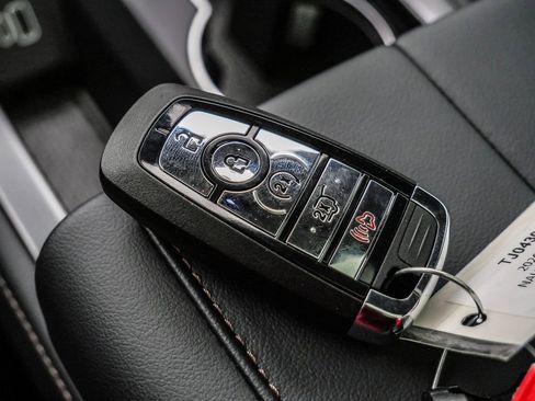 New 2026 Lincoln Nautilus Reserve w/ Jet Appearance Package image 36