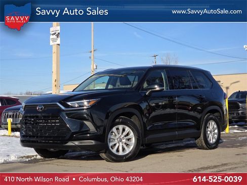 Used 2025 Toyota Grand Highlander FWD image 1