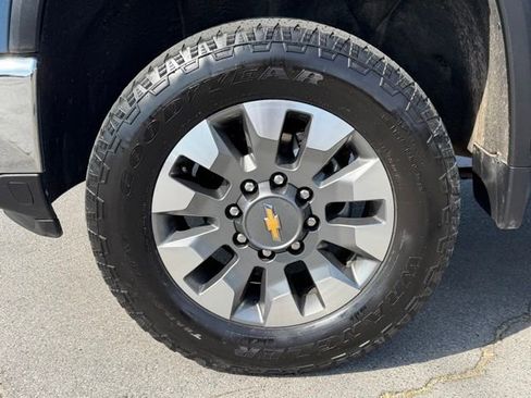 Used 2024 Chevrolet Silverado 2500 LT w/ All Star Edition AWD/4WD image 10
