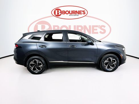 Used 2023 Kia Sportage LX AWD/4WD image 11