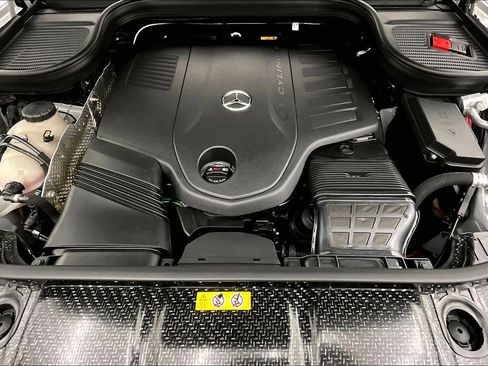 Used 2026 Mercedes-Benz GLE 450 4MATIC image 9