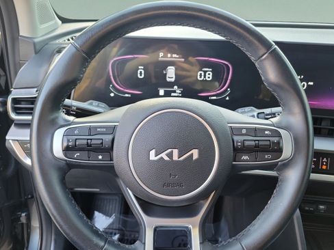 Certified 2023 Kia Sportage EX FWD image 17