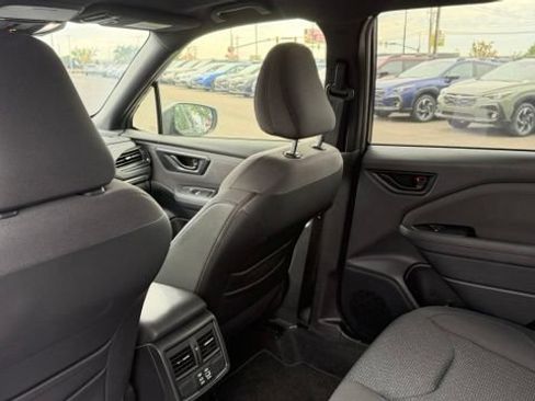Used 2025 Subaru Forester Premium w/ Convenience Package #2 AWD/4WD image 13