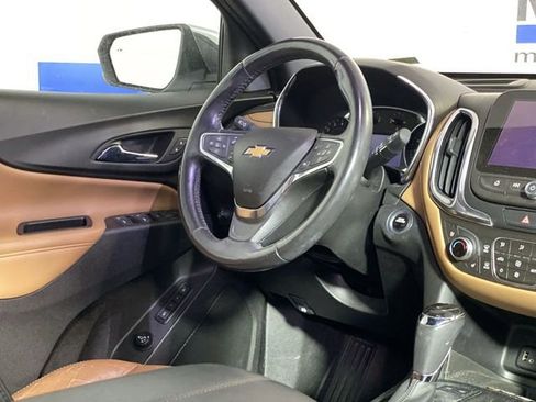 Used 2018 Chevrolet Equinox Premier image 10