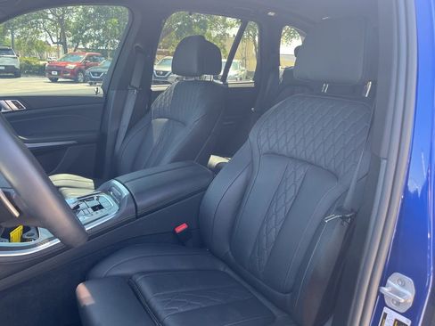 Used 2026 BMW X5 M60i image 9