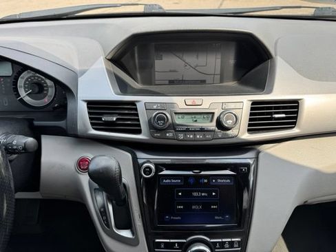 Used 2016 Honda Odyssey Touring Elite image 21