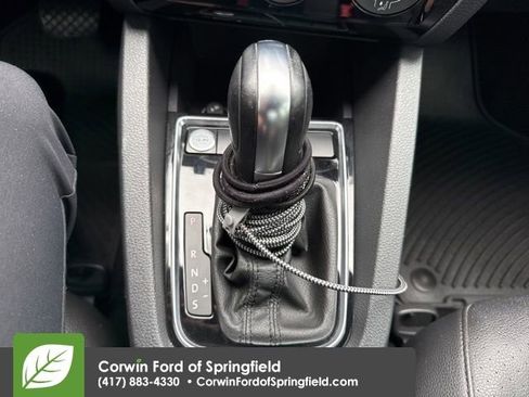 Used 2018 Volkswagen Jetta Sport image 13