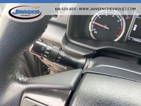 Used 2021 Toyota 4Runner Venture w/ Moonroof Package AWD/4WD image 19