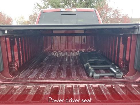 Used 2019 RAM 1500 Laramie image 11