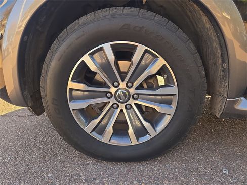 Used 2019 Nissan Armada SL w/ Premium Package image 15