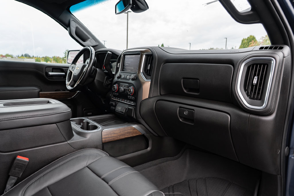 Used 2022 Chevrolet Silverado 1500 High Country w/ Safety Package II AWD/4WD image 34