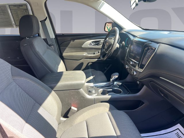Used 2021 Chevrolet Traverse LT AWD/4WD image 17