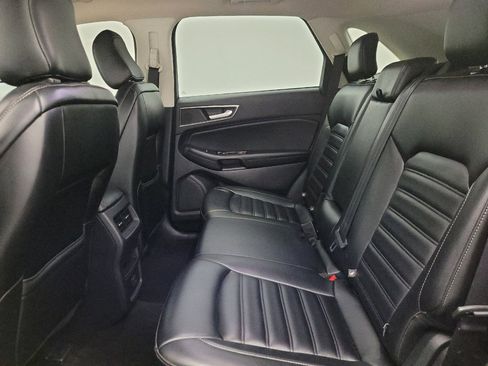 Used 2020 Ford Edge SEL AWD/4WD image 18