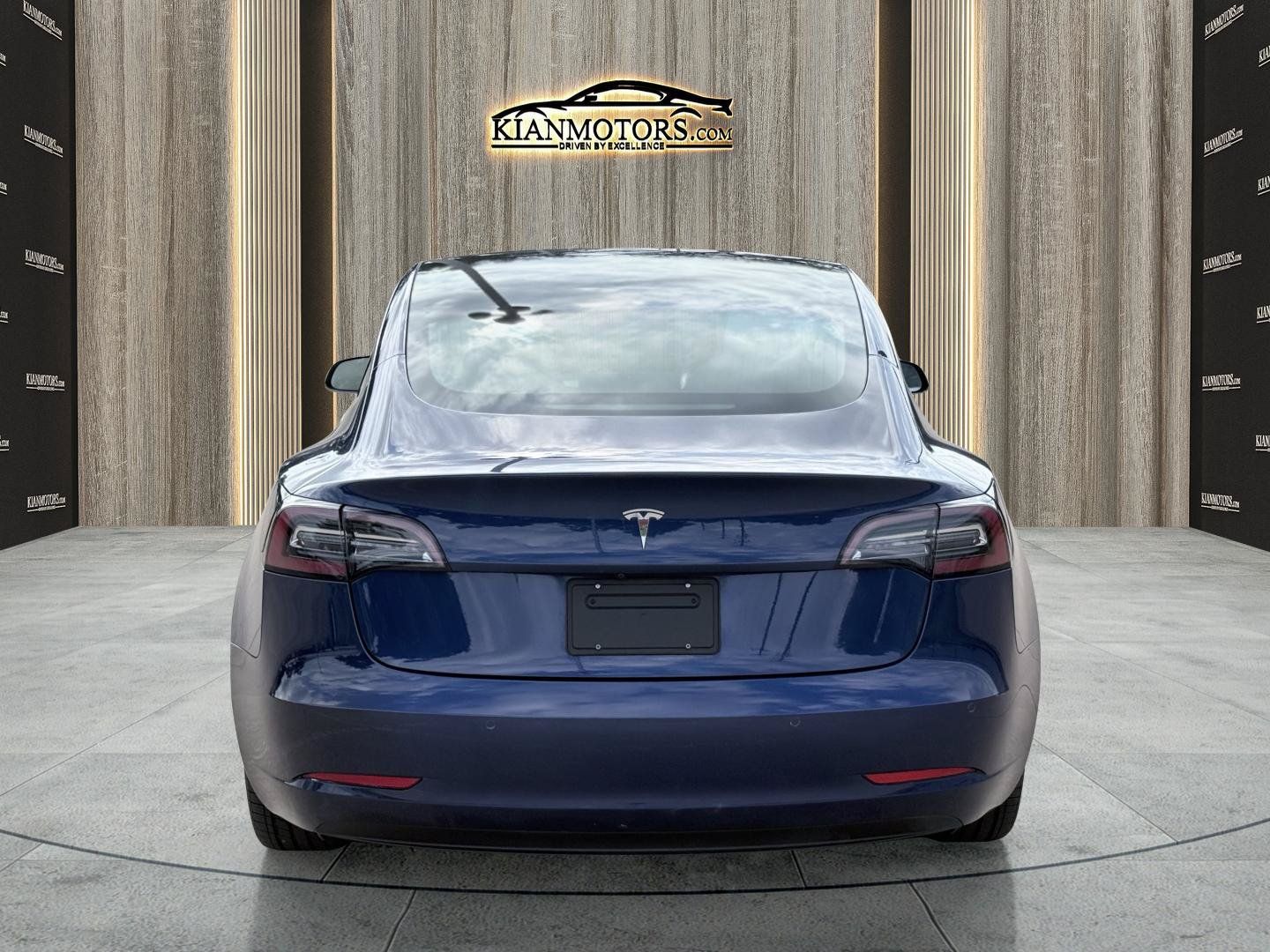 Used 2019 Tesla Model 3 Standard Range RWD image 6