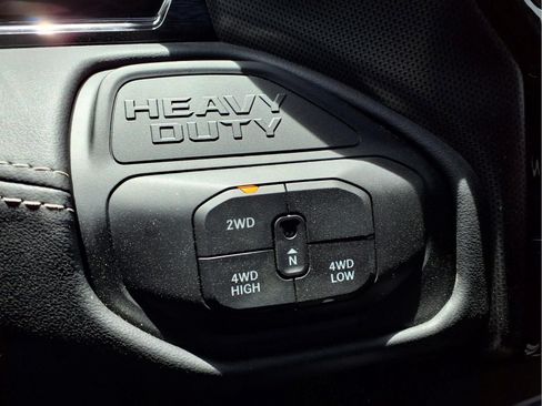 New 2026 RAM 2500 Limited AWD/4WD image 14