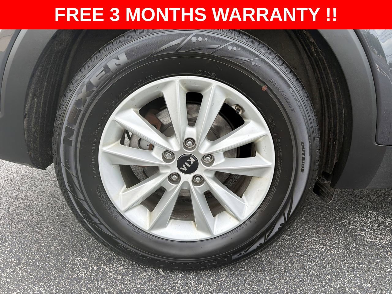Used 2019 Kia Sorento FWD image 31