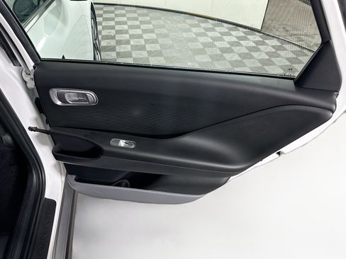 Used 2024 Hyundai Ioniq 6 SE image 30