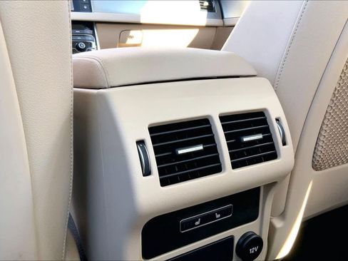 Used 2018 Jaguar XF Prestige AWD/4WD image 35