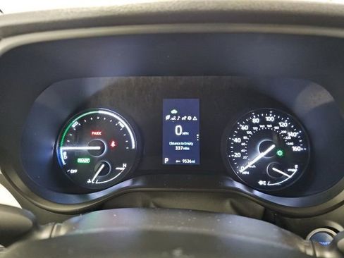 Certified 2024 Toyota Sienna LE image 22